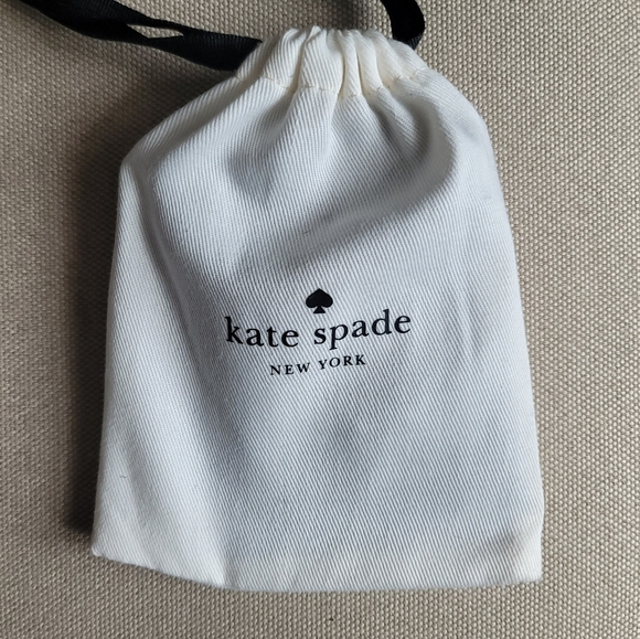KATE SPADE Leather Gold Accent Card Slot w. Dust Bag - Picture 3 of 7